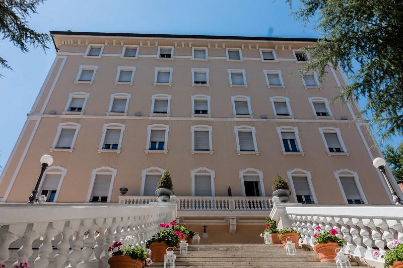 Hotel Helvetia Thermal Spa Porretta Terme Dış mekan fotoğraf